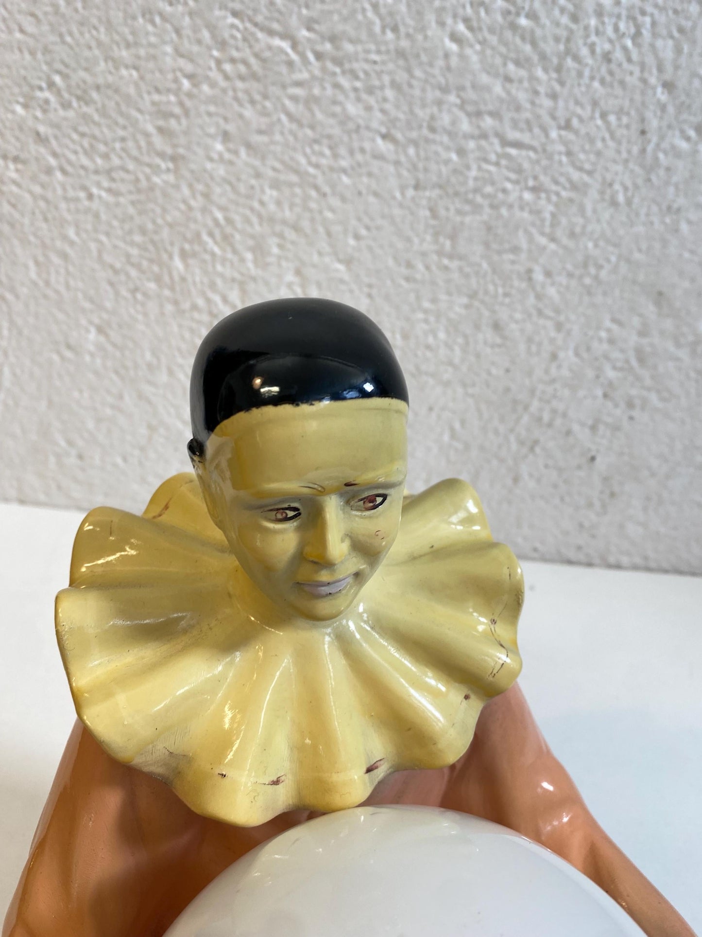 Lampada vintage Pierrot in ceramica con sfera luminosa  26x22 cm  Lampada da tavolo anni 60 stile Art Deco