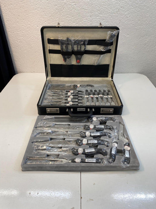 Set Coltelli e Posate Solingen 24 Pezzi ProfiLine Germania  Acciaio Inox Artigianale con Valigetta con Serratura