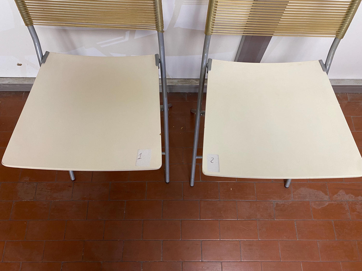 Coppia sedie FOLD design Emilio Nanni per Fly Line  Anno 2000  82x38x50 cm  Stile Postmoderno Italiano