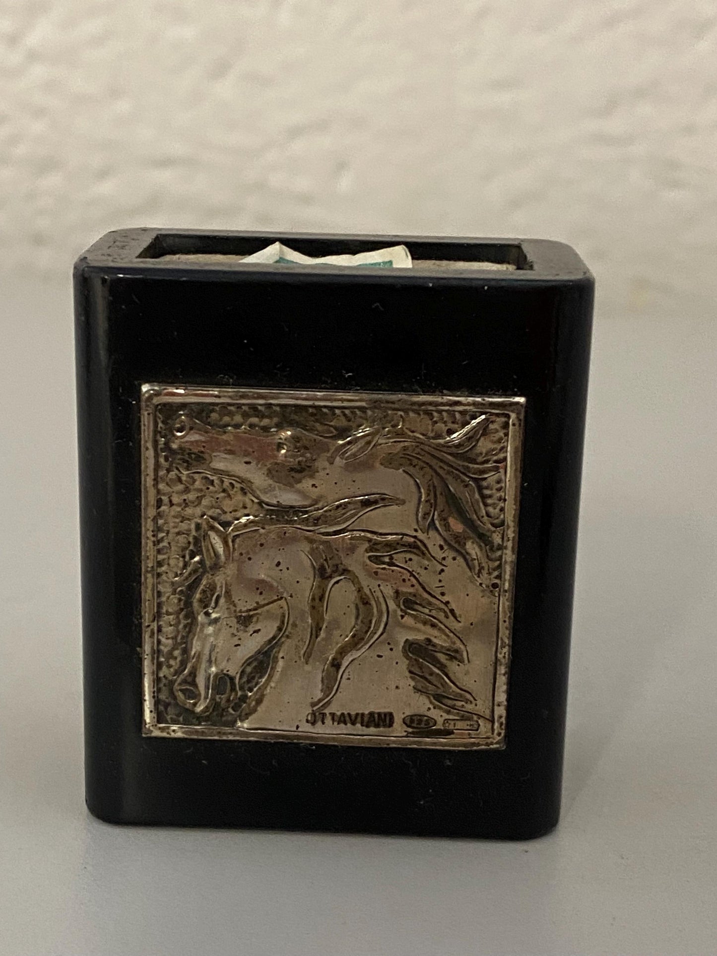 Porta fiammiferi vintage con rilievo Ottaviani in argento 925  cavalli in bassorilievo 5,5x5x3 cm