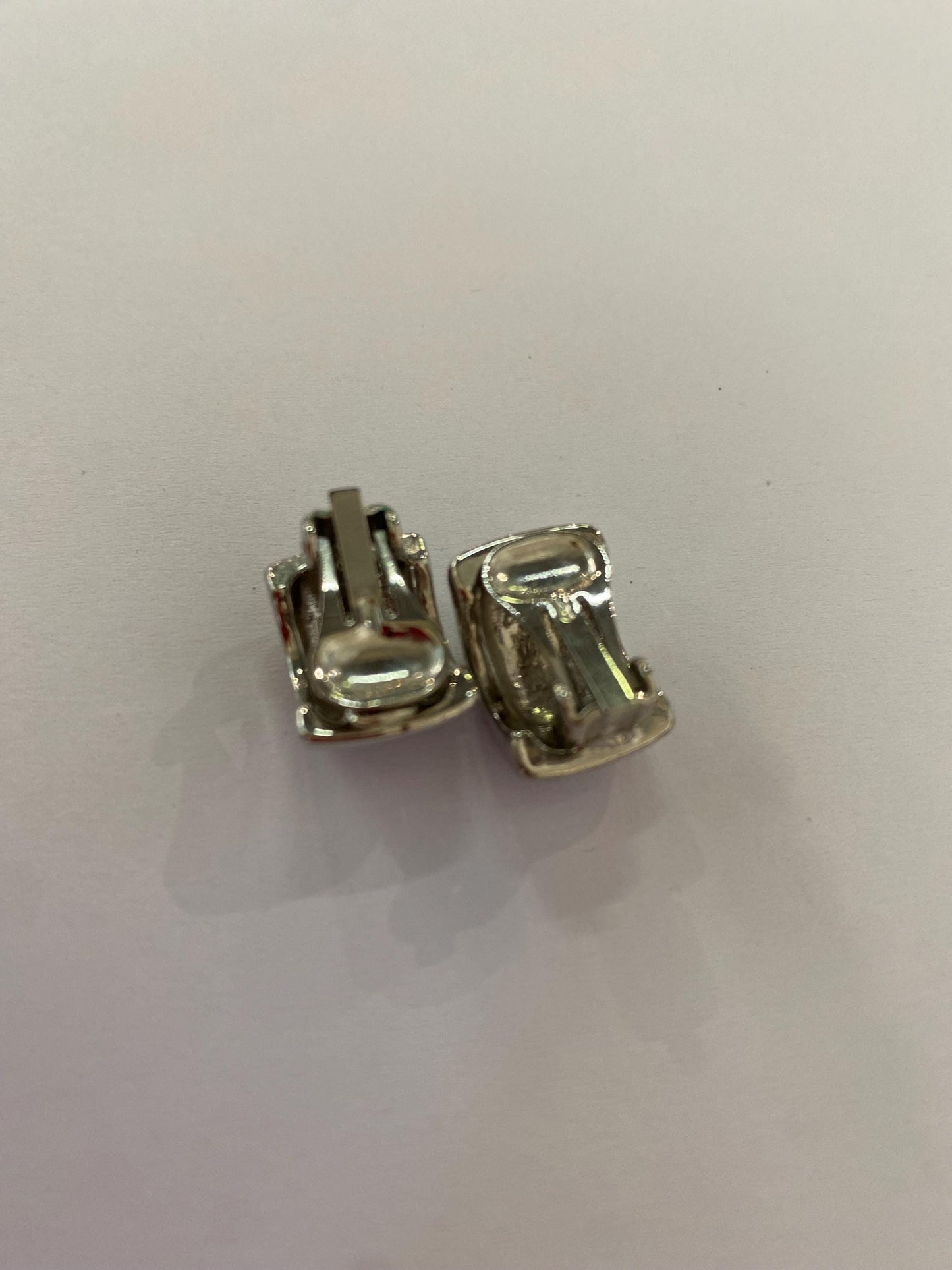Orecchini a clip metallo argentato con strass pavé | Vintage eleganti anni '90 1,5x1 cm | Bijoux luminosi da sera