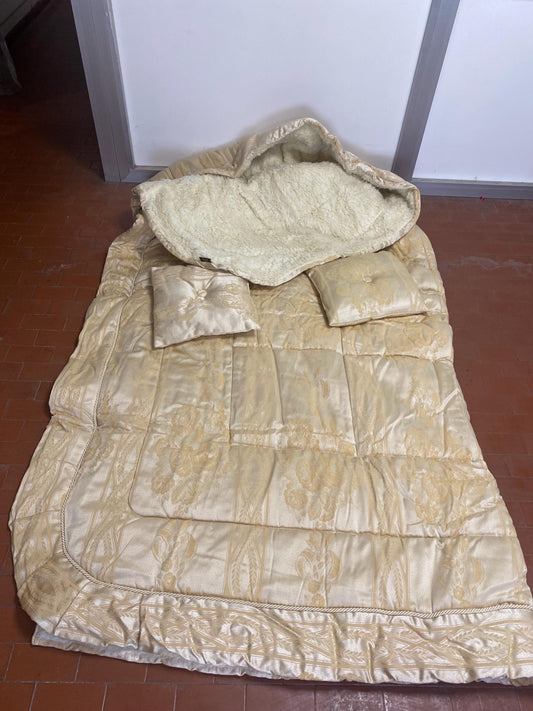 Trapunta Matrimoniale Vintage "Katia" 240x260 cm con Volant e Pizzo, 2 Cuscini Arredo Inclusi mai usata come nuova
