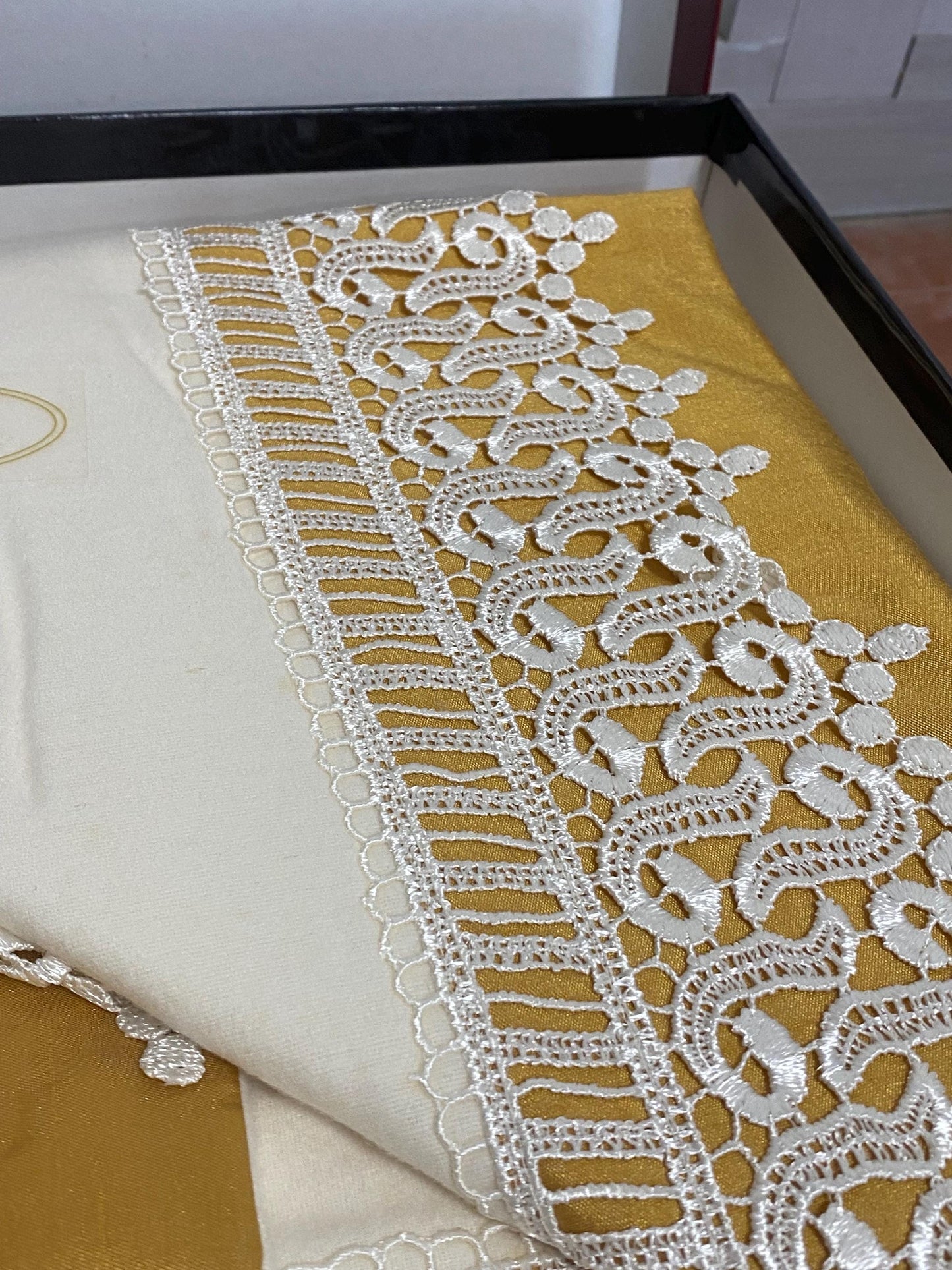 Completo letto matrimoniale vintage Art. Katrina 100% cotone con pizzo ricamato come nuovo mai usato regalo di nozze matrimonio