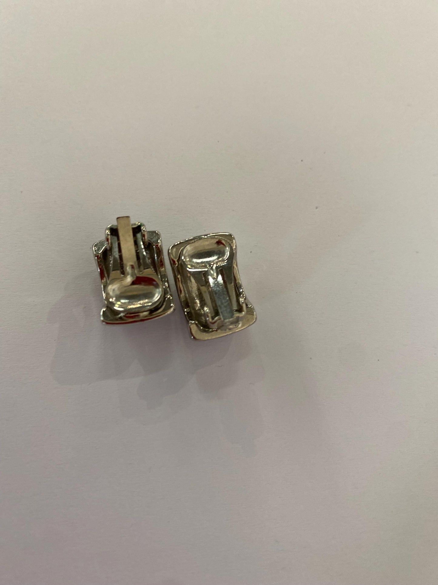 Orecchini a clip metallo argentato con strass pavé | Vintage eleganti anni '90 1,5x1 cm | Bijoux luminosi da sera