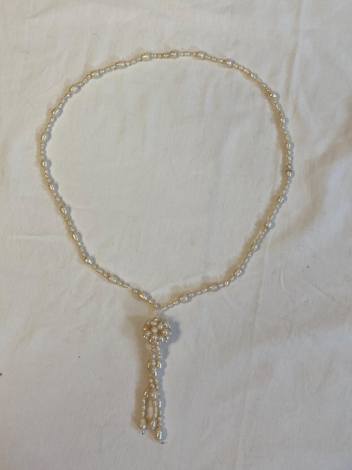 Collana vintage con perle di fiume e pendente a grappolo, lunga 43 cm, elegante bijoux rétro artigianale, idea regalo unica