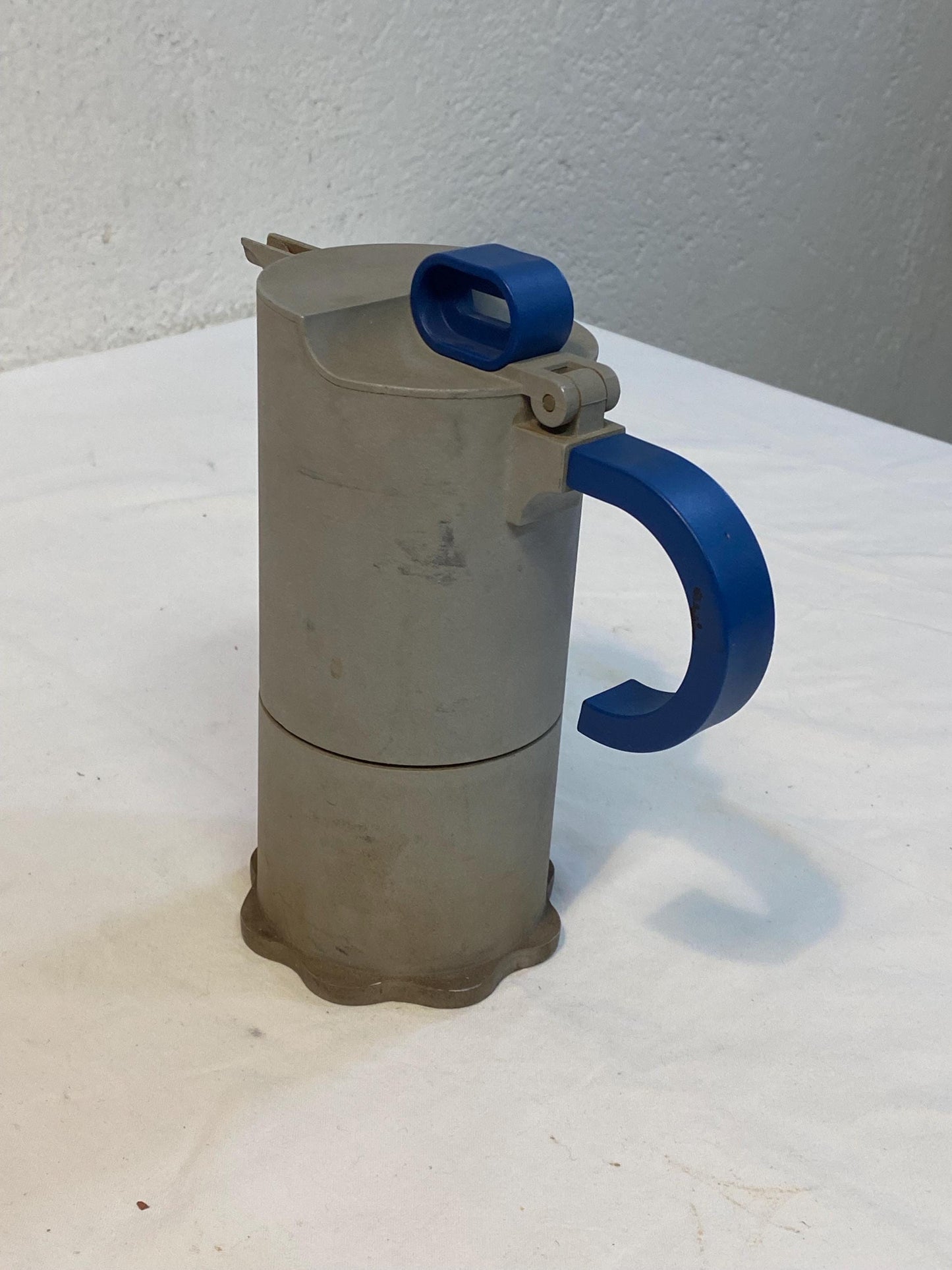 Caffettiera vintage ECO Made in Italy design moderno anni '90  manico blu  moka da collezione in alluminio