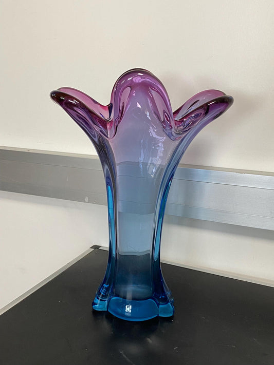 Vaso vintage in vetro soffiato anni '60/'70 blu e viola