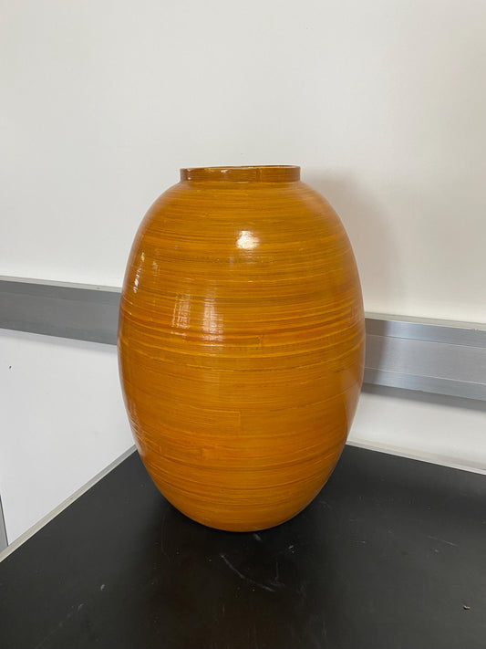 Vaso di bambù laccato vintage  Artigianato asiatico, decorazione depoca, arredo etnico naturale