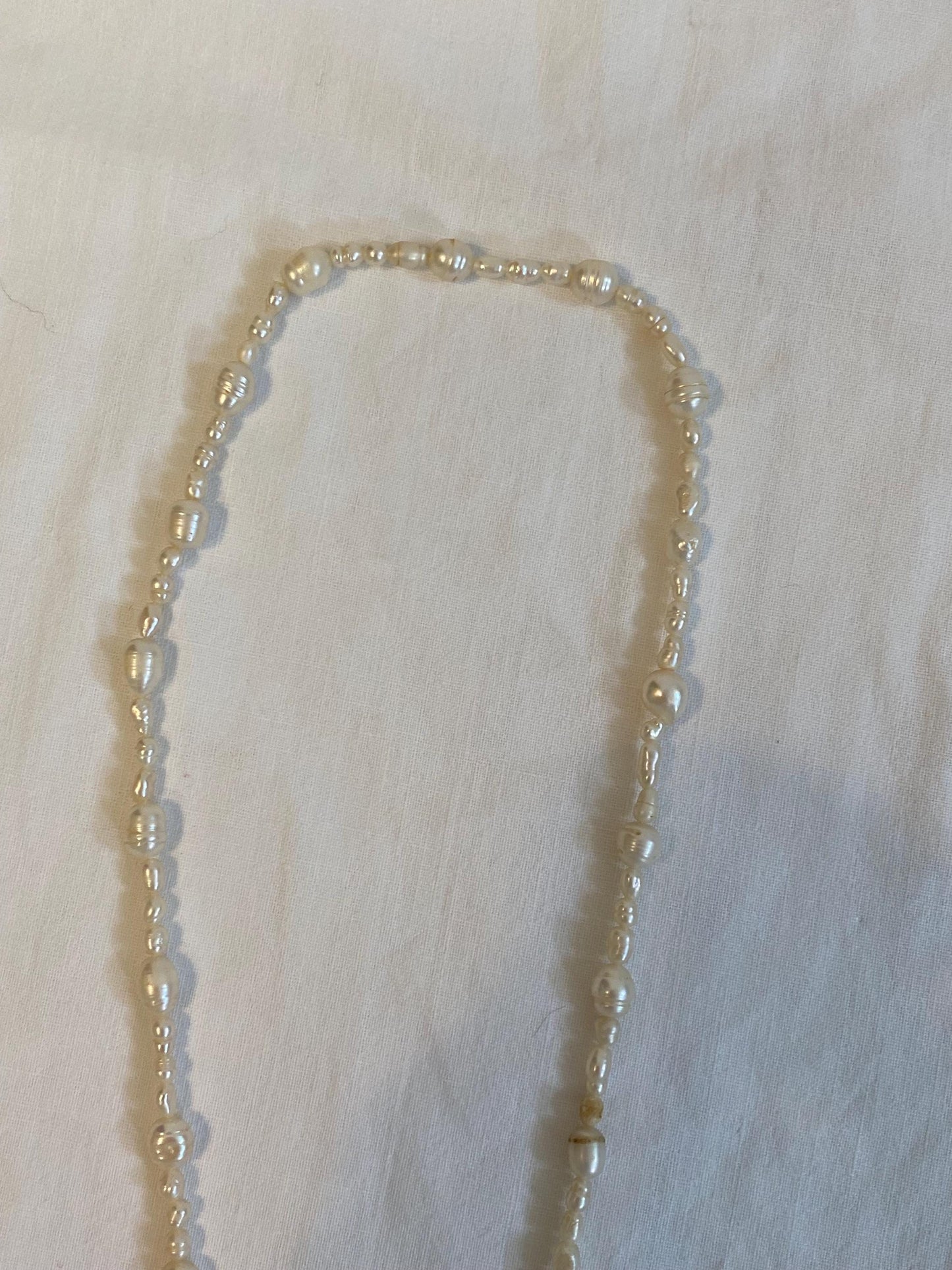 Collana vintage con perle di fiume e pendente a grappolo, lunga 43 cm, elegante bijoux rétro artigianale, idea regalo unica
