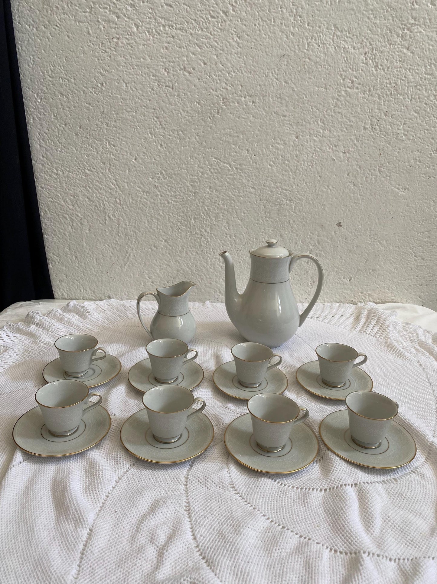 Servizio caffè vintage Laklain Bone China Danbury  8 tazzine, teiera, lattiera, 12 piattini, porcellana bianca e oro, regalo elegante nozze