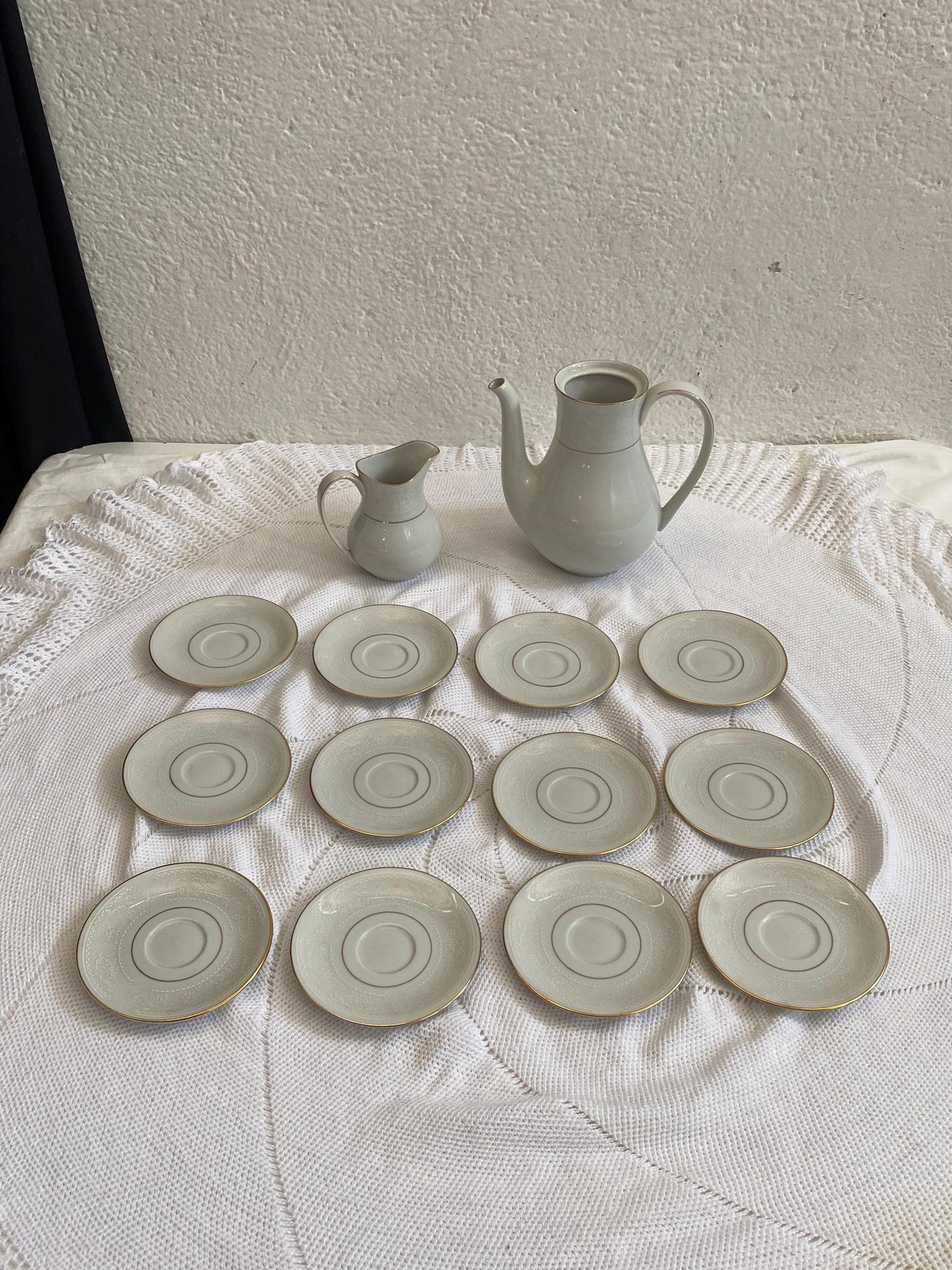 Servizio caffè vintage Laklain Bone China Danbury  8 tazzine, teiera, lattiera, 12 piattini, porcellana bianca e oro, regalo elegante nozze