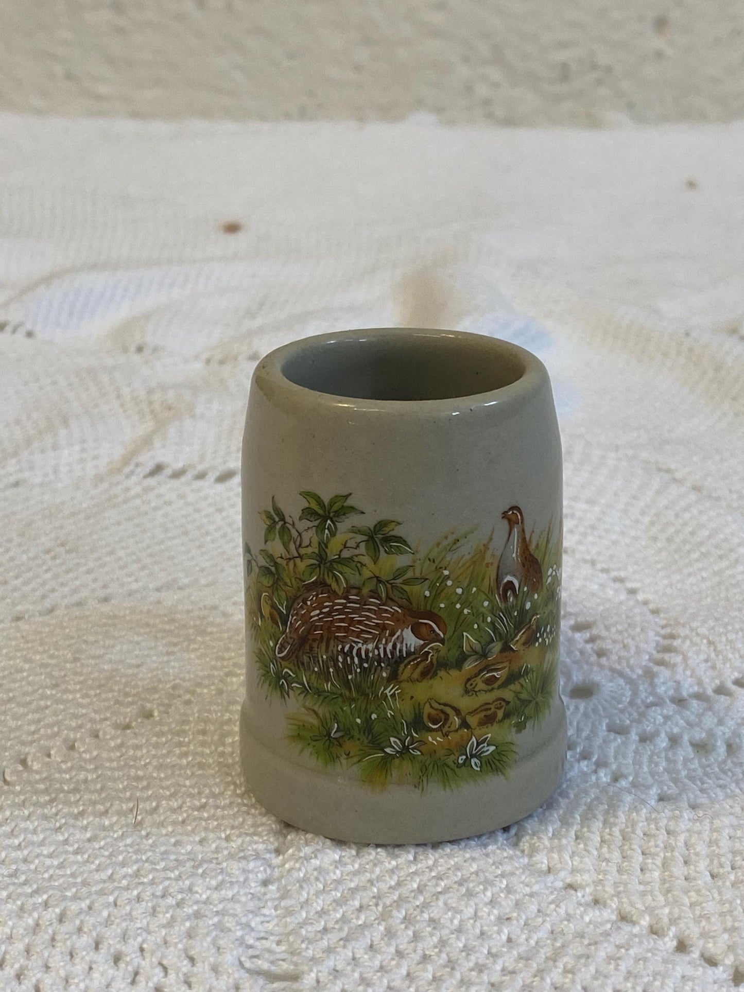 Boccale di Birra Vintage in Ceramica Dipinto a Mano