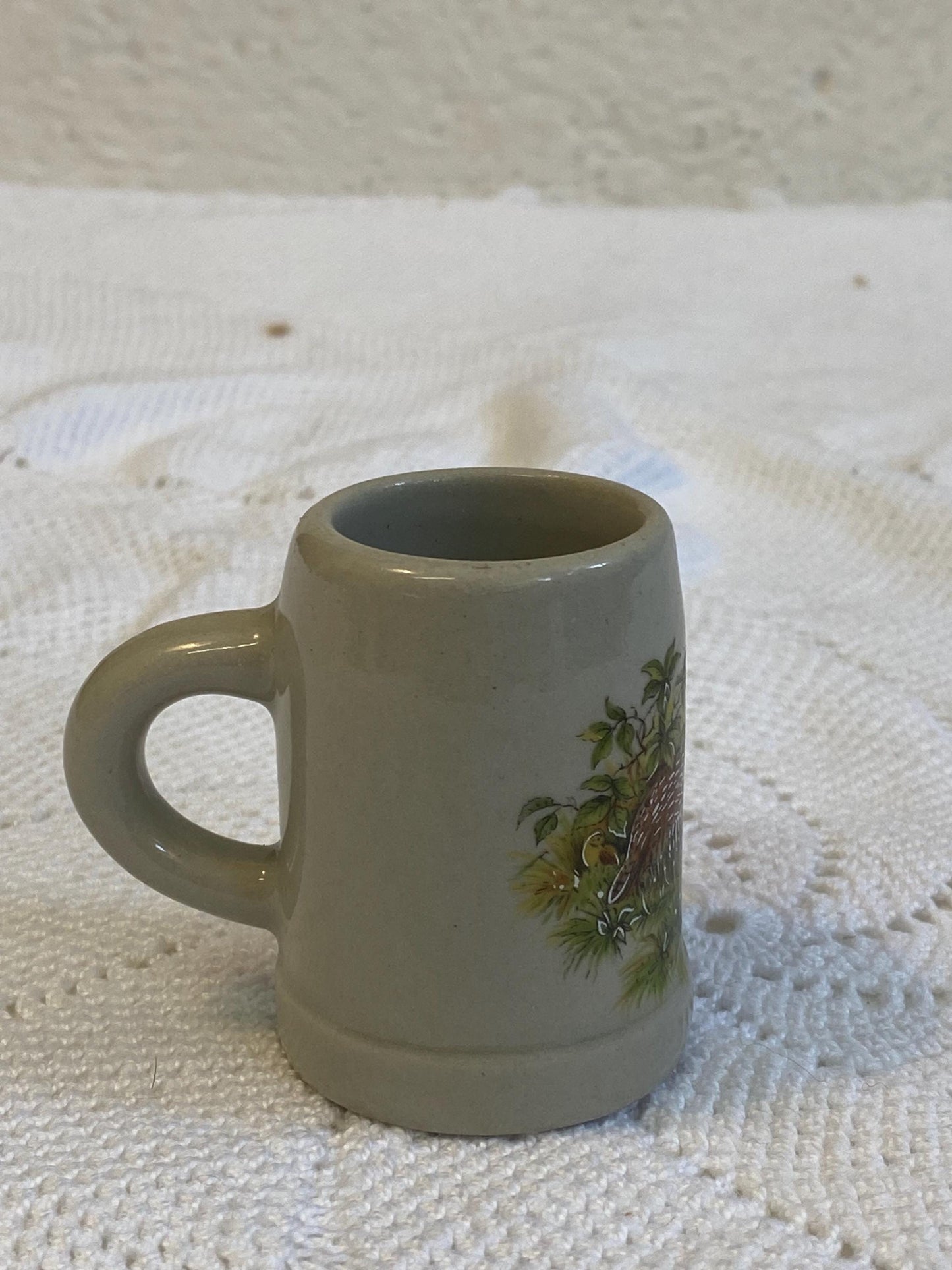 Boccale di Birra Vintage in Ceramica Dipinto a Mano