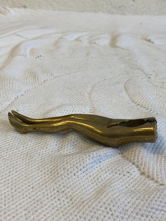 Schiaccianoci vintage in ottone gambe donna, 14 cm  Oggetto da collezione rétro, design ironico anni '60, idea regalo originale decorativa