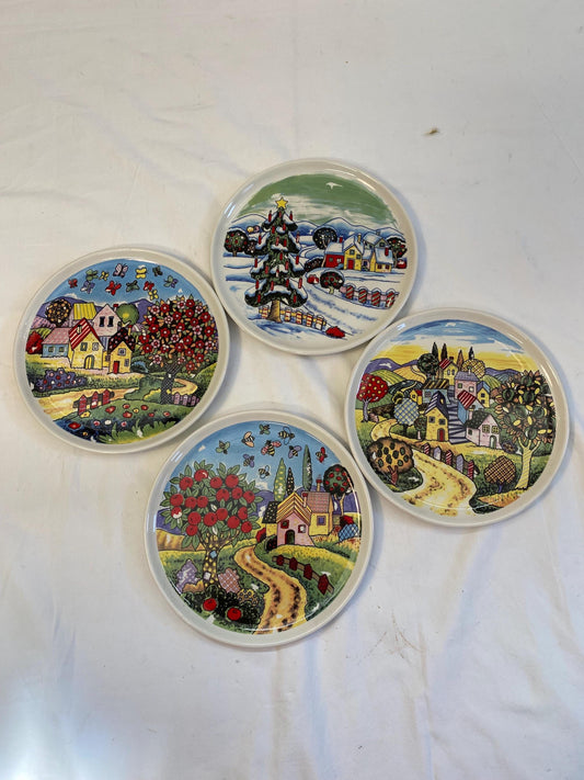 Set 4 piatti decorativi vintage in ceramica 21 cm da parete, paesaggi stagionali colorati, case campagna, stile country folk art