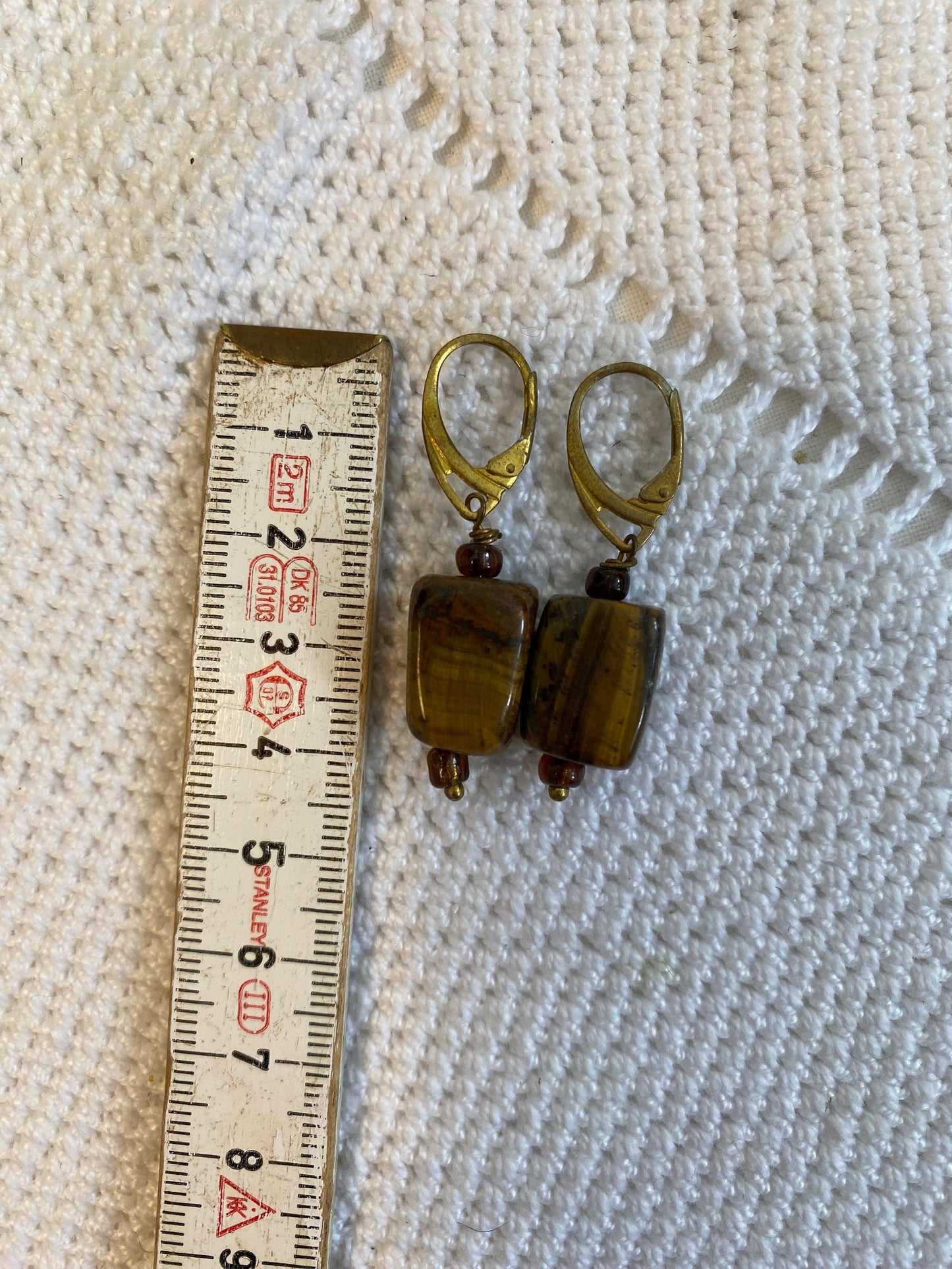 Orecchini a leva vintage occhio di tigre marrone anni 70 pietra naturale rettangolare 1,5 cm 0.59 in ganci dorati