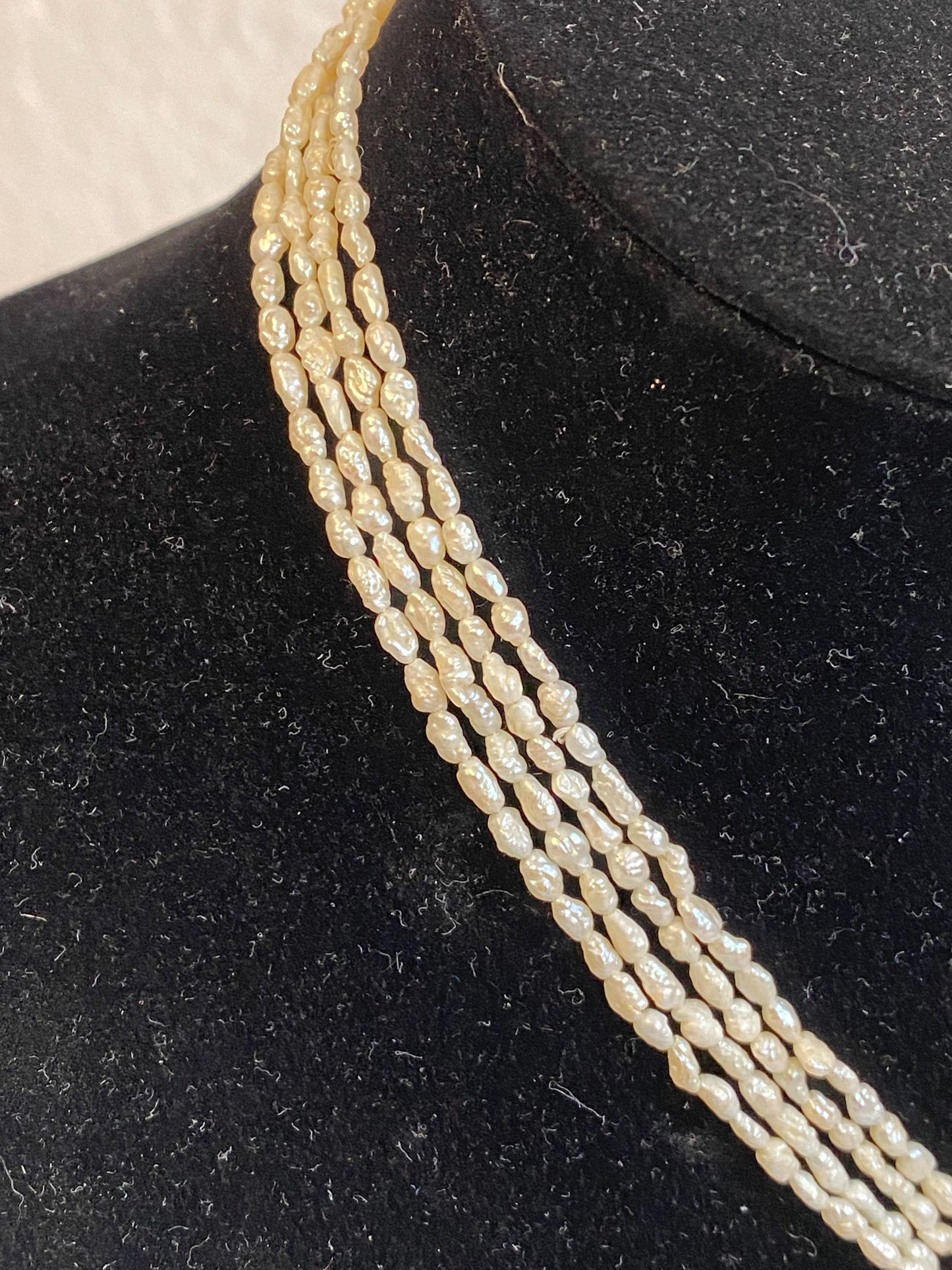 Collana 4 fili micro perle riso vere 42 cm | choker vintage anni 80 clasp dorato | layered freshwater rice pearl necklace bridal gift