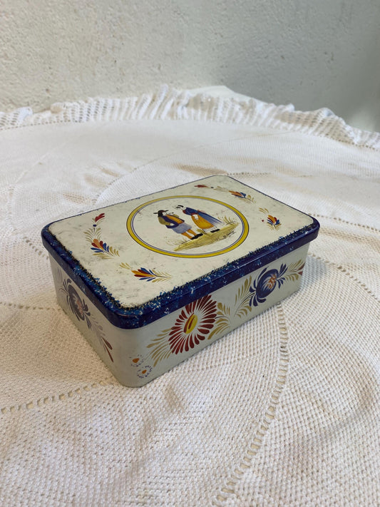 Scatola latta vintage Massilly France Quimper HB Henriot 19,5 x 12,5 x 7 cm, decoro floreale & coppia bretone, pezzo raro da collezione