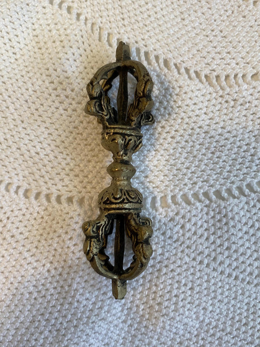 Vajra Dorje tibetano vintage placcato argento 11 × 3,5 cm  strumento rituale buddhista per meditazione e altare, raro pezzo da collezione