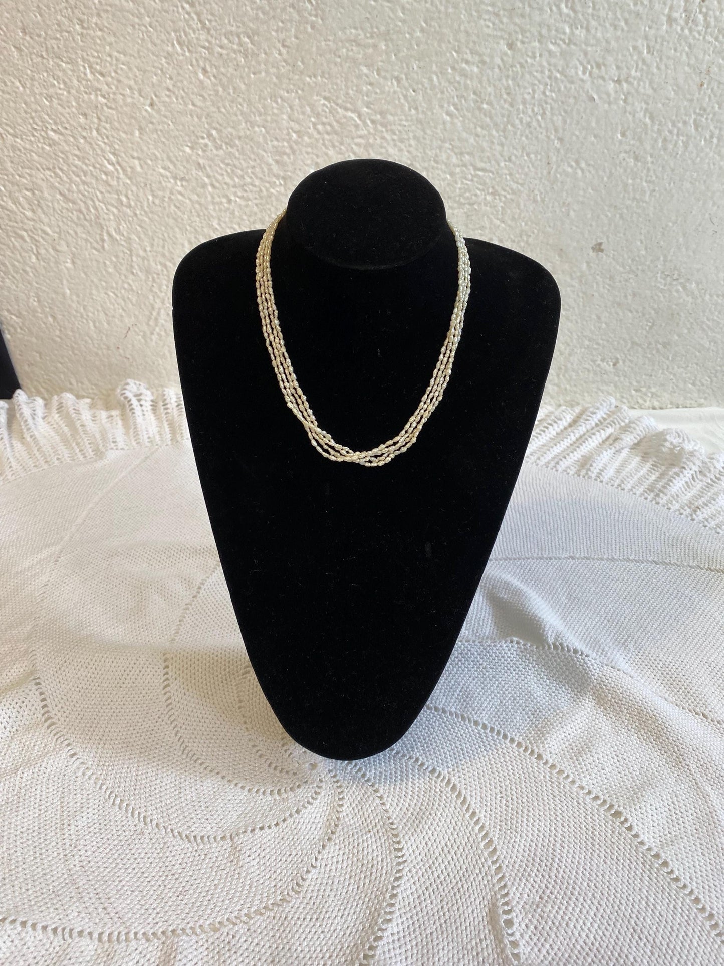 Collana 4 fili micro perle riso vere 42 cm | choker vintage anni 80 clasp dorato | layered freshwater rice pearl necklace bridal gift
