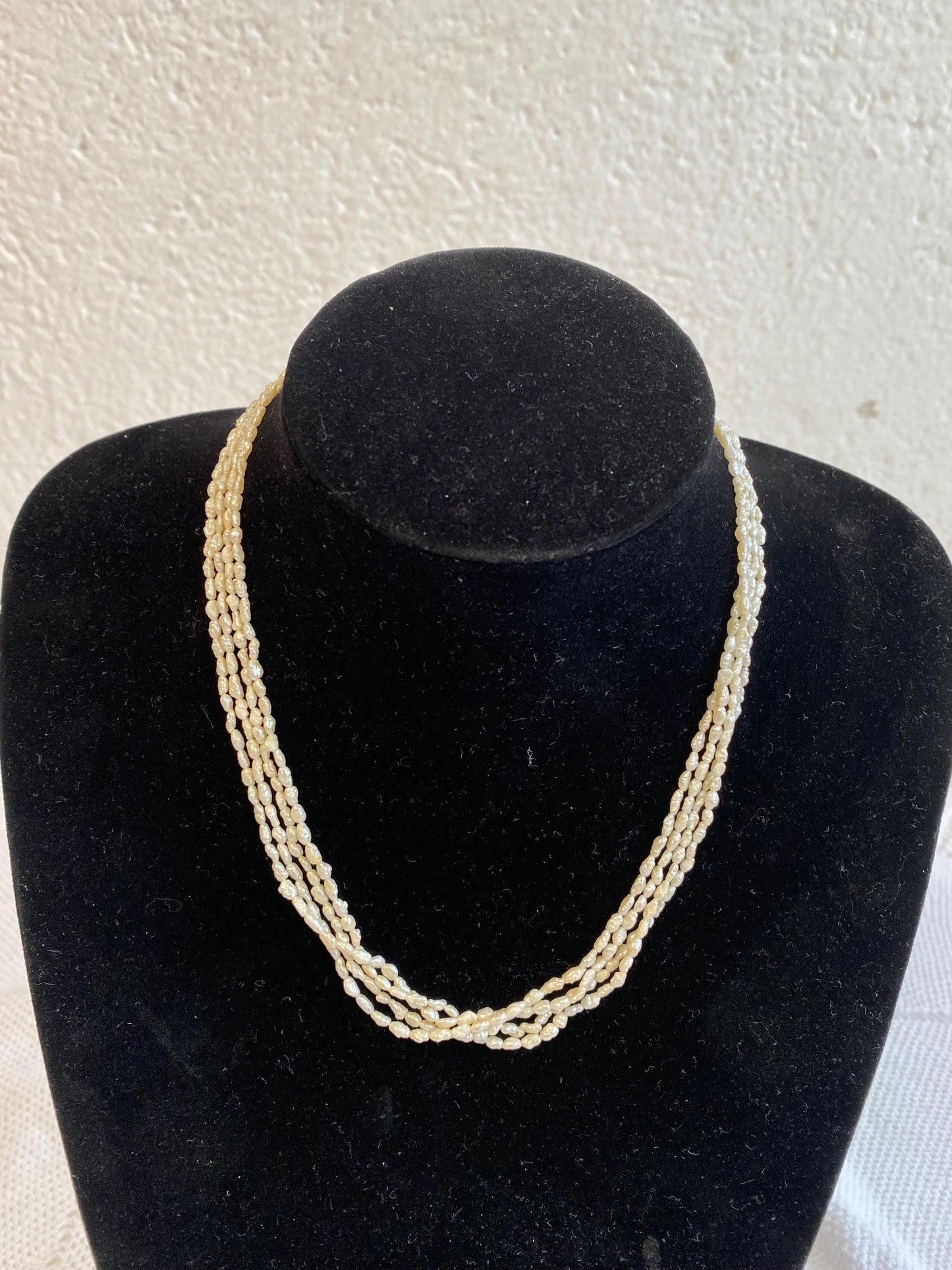 Collana 4 fili micro perle riso vere 42 cm | choker vintage anni 80 clasp dorato | layered freshwater rice pearl necklace bridal gift