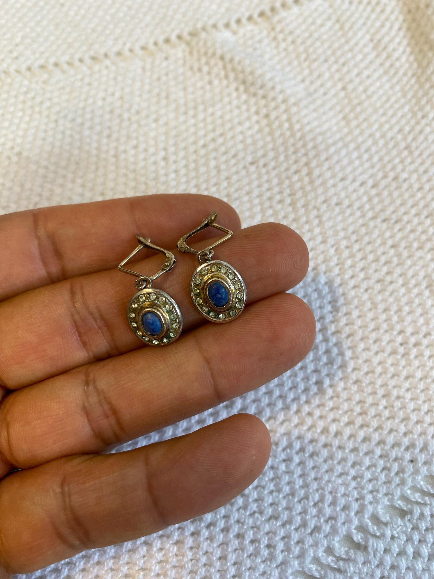 Orecchini pendenti vintage argento 835 cabochon blu & cristalli, leverback anni 60 piccoli drop eleganti gioiello raro collezione
