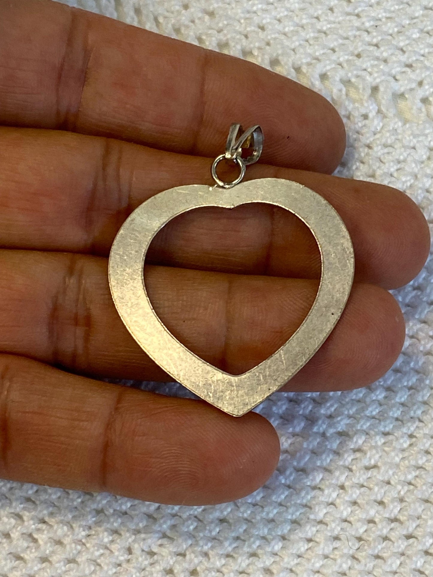 Ciondolo cuore vuoto in argento 925 | Pendente vintage 3,5x4,5 cm | Gioiello romantico minimal da collezione o regalo