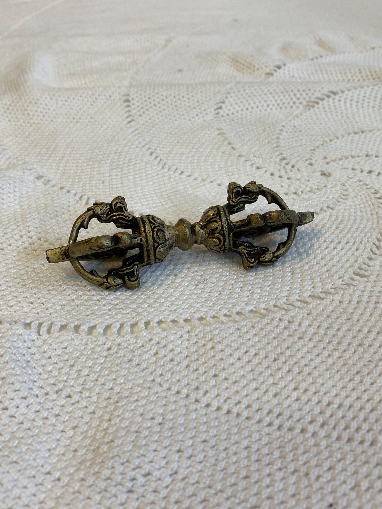 Vajra Dorje tibetano vintage placcato argento 11 × 3,5 cm  strumento rituale buddhista per meditazione e altare, raro pezzo da collezione